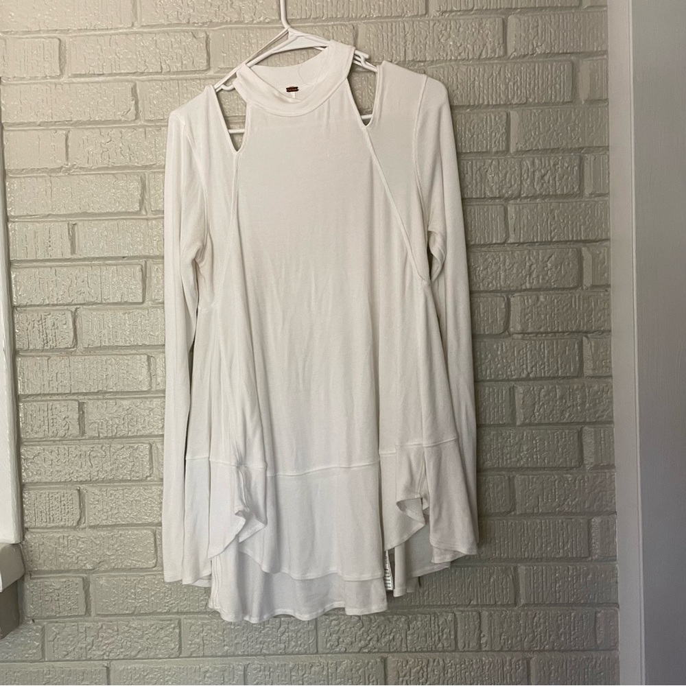 Free People Medium long sleeve knit top with cold shoulders, white